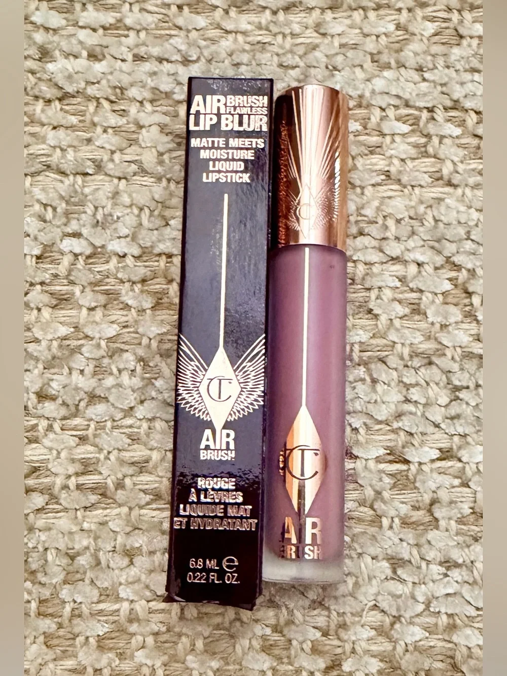 Charlotte Tilbury Airbrush Lip Blur Liquid Lipstick- Pillow Talk Blur